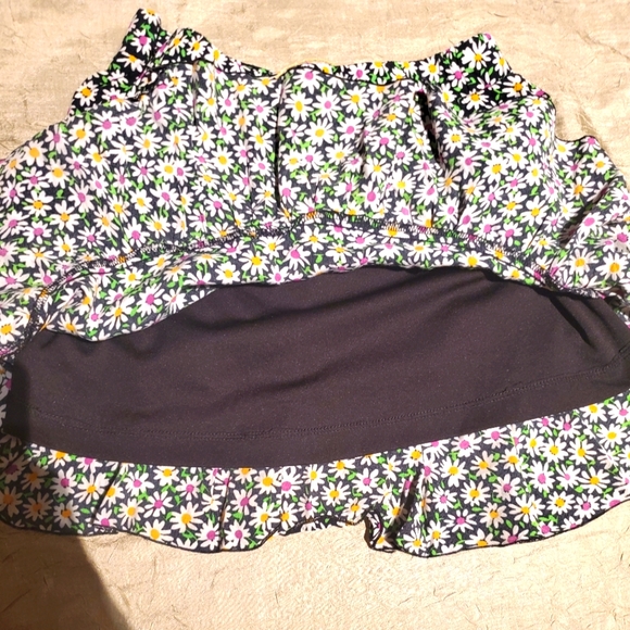 Zara Floral Skirt - Picture 2 of 3